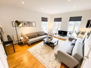 Pass the Keys Stunning 3 Storey Apartment in Trendy Deptford